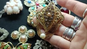 ремонт винтажных брошеи.