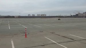 Квадроцикл 200 куб катается мальчик 9 лет