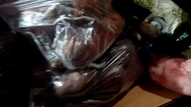 Денис получил аванс.Купил продуктов Овощи,мясо,молоко. смотреть онлайн