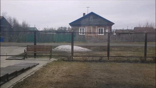 Открываем Розы после Зимы // Засыпаем Весенние Удобрение