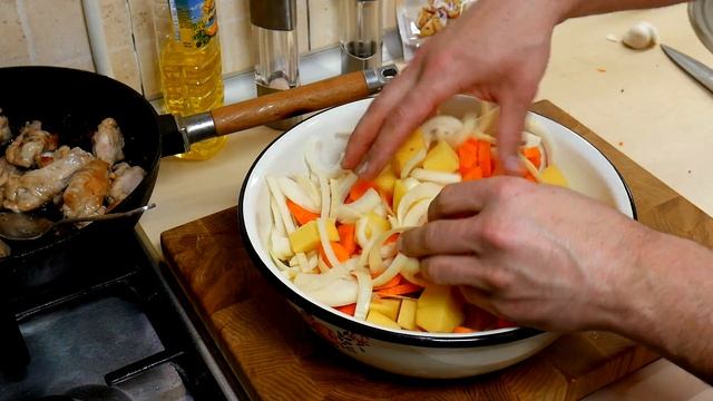 КАРТОФЕЛЬ В РУКАВЕ / картофель с овощами и мясом! смотреть онлайн