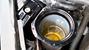 Замена топливного фильтра Гольф 7  TDI Austausch des Kraftstofffilters VW GOLF 7