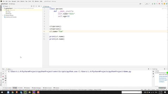 40- Building Foundations: Constructor, Self, and Object Comparison in Python