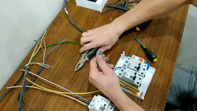 установка и подключение автоматов смотреть онлайн