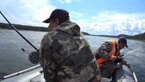 Рыбалка на хариуса ,с ночевой ,с женами на Казачинских порогах . Часть 1