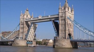 TOWER BRIDGE OPENING AND CLOSING, LONDON TOURIST ATTRACTIONS