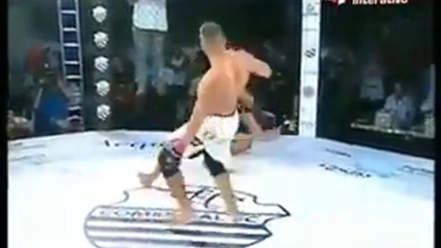 Here comes the boom! - UFC Capoeira Knockouts 2014 смотреть онлайн