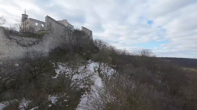 Castle Ruins Falkenstein смотреть онлайн