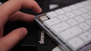 Did Asus make the Ultimate Gaming Keyboard? ROG Falchion RX!