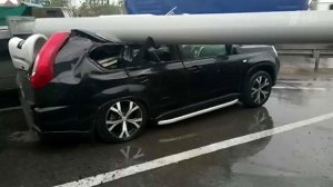 Владельцам поврежденного ураганом незастрахованного имущества за выплатами придется обращаться в суд