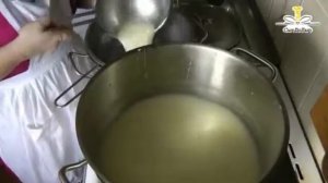 Приготовление сыра Грюйер