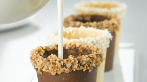 Разминаю 8 Конфет Вилкой - Красивый и Вкусный ПРАЗДНИЧНЫЙ ДЕСЕРТ Готов!