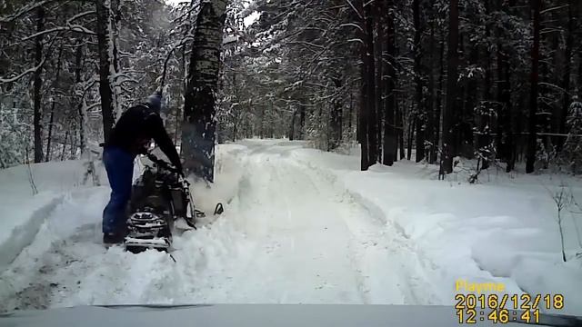 Снегоход ... Баран на снегоходе. смотреть онлайн