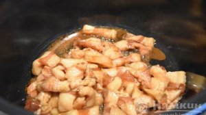 Жареная картошка с салом в мультиварке