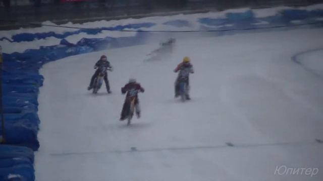 9.02.14 КЧМ по мотогонкам на льду. Тольятти. Финал. 22 заезд. смотреть онлайн