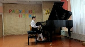 И.Гайдн Лёгкая соната соль мажор. Исполняет Иванова Анна, 5 класс, 12 лет.