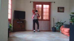 Thriller (choreography) - Michael Jackson Girl Impersonator - (Live Copenhagen) - (Dance cover)