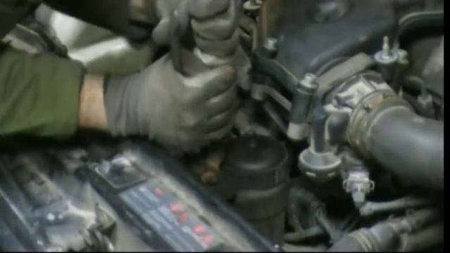 Как легко открутить масленный фильтр без ключа смотреть онлайн