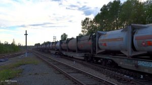 "Дал медведя и помигал" Тепловоз 2ТЭ116-574 с грузовым поездом отправляется со станции Нягань