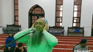 азан призив мусульман на молитва