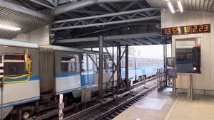 Перегонка состава типа 81-740/741.1 «Русич» по станции «Технопарк»