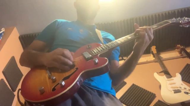 Epiphone AlleyKat смотреть онлайн