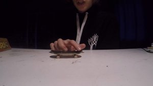 КАК ДЕЛАТЬ НОЛЛИ ФЛИП НА ФИНГЕРБОРДЕ? ОБУЧАТЕЛЬНОЕ ФИНГЕРБОРД ВИДЕО!!