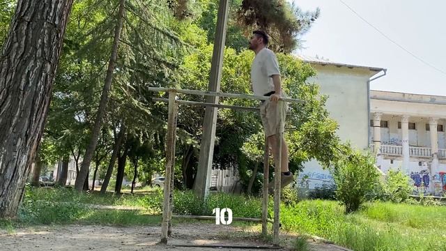 100 отжиманий на брусьях в день на протяжении месяца. Начинаем. смотреть онлайн