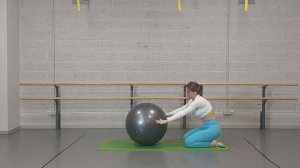 Упражнения на ФИТБОЛЕ на всё тело