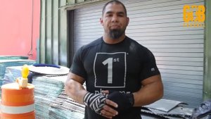 Да он просто ЗВЕРЬ! Тренировка морпеха США! (GoB channel)