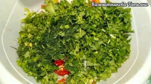 салат на зиму из огурцов и помидоров и лука и перца