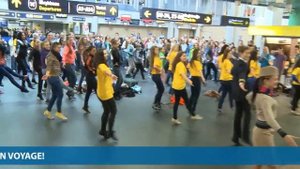 Flash mob in Vilnius airport