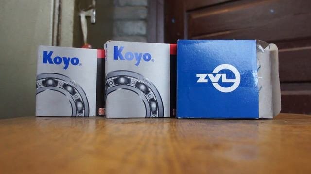 ЮМЗ.Японские подшипники Koyo.Словацкие подшипники ZVL