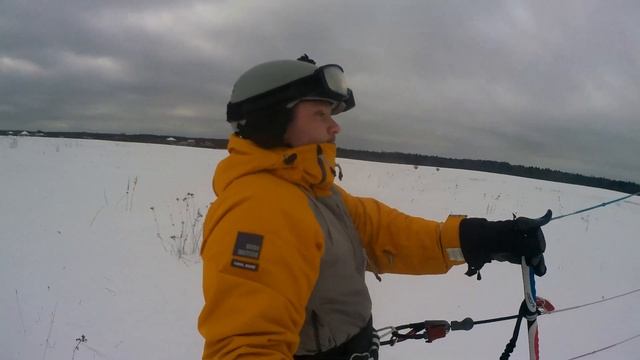 Сноукайтинг.Kiteboarding.Катаю на пилотажном кайте в сильный ветер
