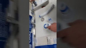 Установка бутылочного сифона А-32089 на раковину/умывальник (на стенде).