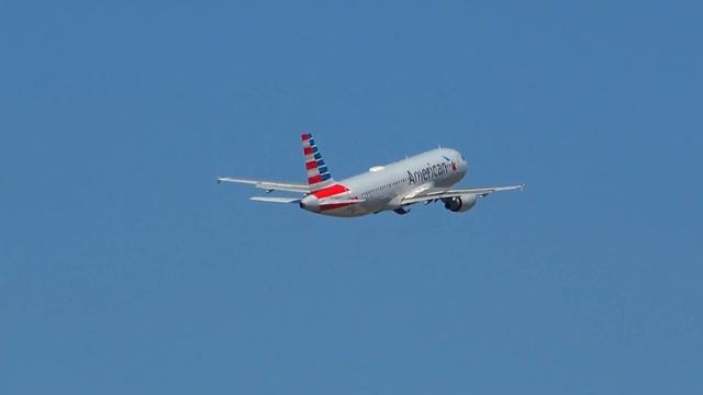 [4K] MIDDAY RUSH | PLANE SPOTTING 5/03/23 | #TAMPA INT'L AIRPORT #AVIATION. смотреть онлайн