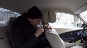 Установка держателя ремня безопасности