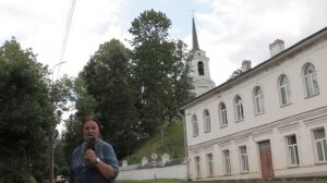 Пушкинские Горы.  Исторический центр и улицы посёлка