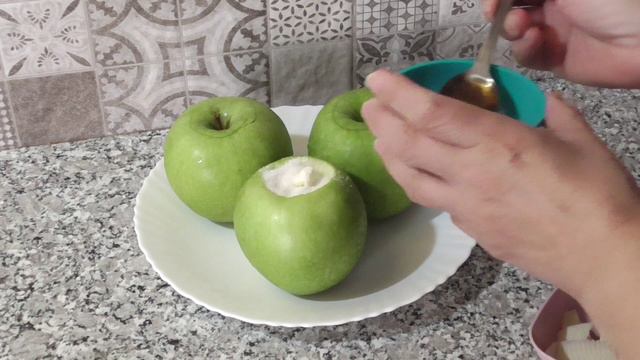 Очень вкусные запечённые яблоки в духовке. Manzanas asadas con nueces.