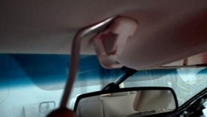 Subaru Outback как снять крючок солнце защитного козырька