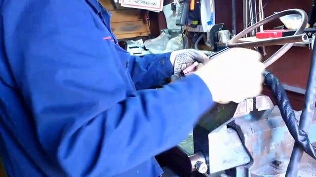 Сварка стали аппаратом Сварог TIG 200 P DSP AC/DC "PRO"(E201) смотреть онлайн