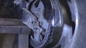 Замена масла в двигателе мотоцикла Suzuki Desperado/Marauder VZ400 VZ800