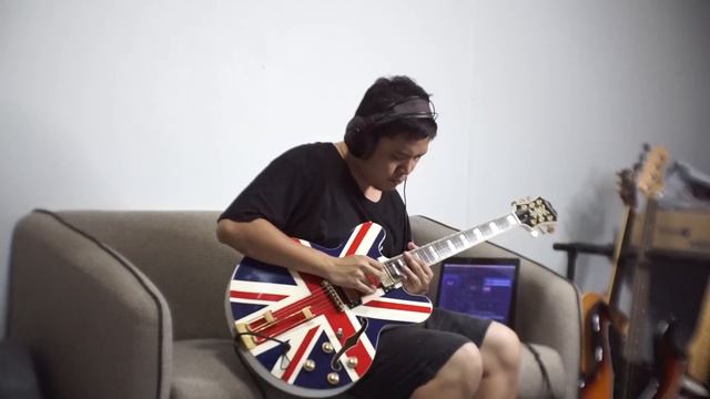 The Beatles - Golden Slumbers/Carry That Weight (Instrumental Guitar Cover )-Epiphone Union Jack смотреть онлайн