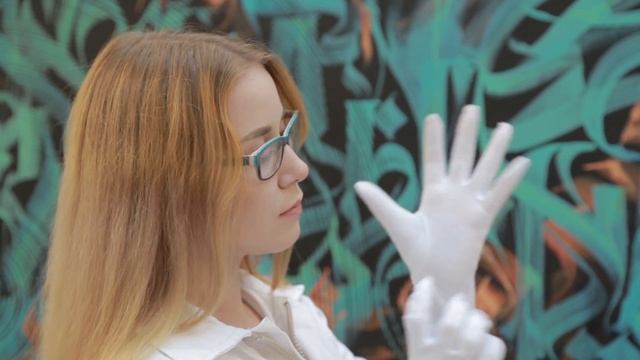 Покрас лампас./ Жизнь / одного художника. Через призму The Knower. Pokras Lampas exhebition.