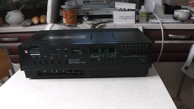 Советский видеомагнитофон Электроника ВМ-12 смотреть онлайн