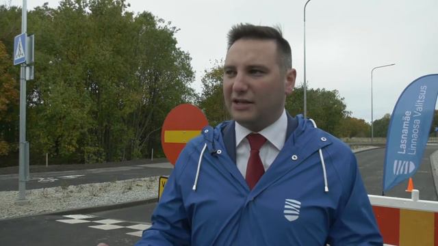 В Ласнамяэ открылась реконструированная улица Выйдуйооксу! смотреть онлайн