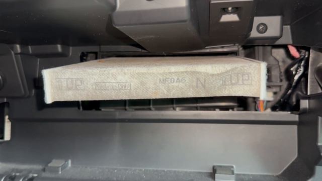 How To Change 2020 - 2022 Subaru Outback Cabin Air Filter - Replace AC Filter Replacement Location смотреть онлайн