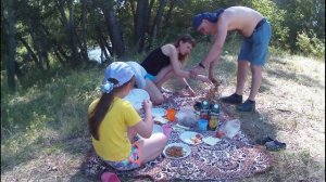 Выезд на природу с семьёй