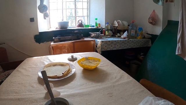 ГОТОВЛЮ ЗАВТРАК БЛИНЧИКИ С ТВОРОГОМ смотреть онлайн