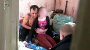 В Омске наркоман со стажем взял в заложники девочку-подростка